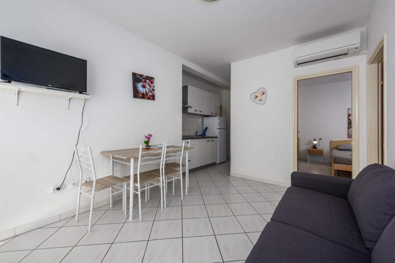 Lucrezia House With Apartments Lovrečica 외부 사진